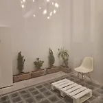 Loft Designed Center アパート