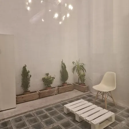 Loft Designed Center Apartment