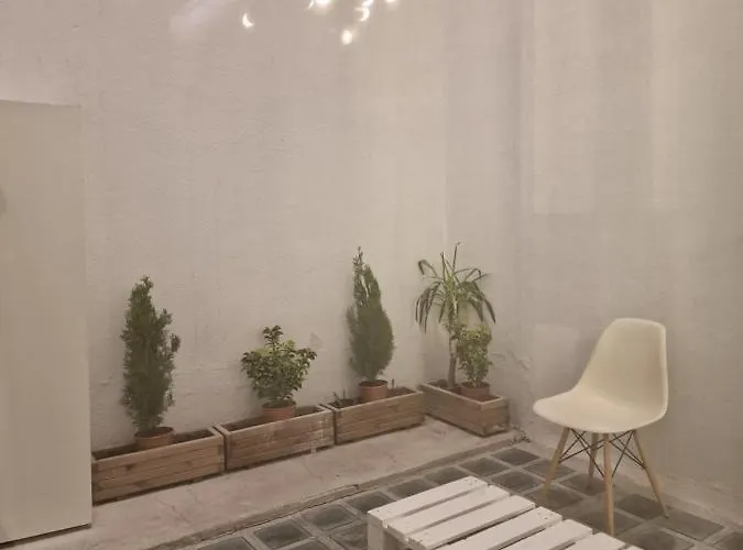 Loft Designed Center Apartment